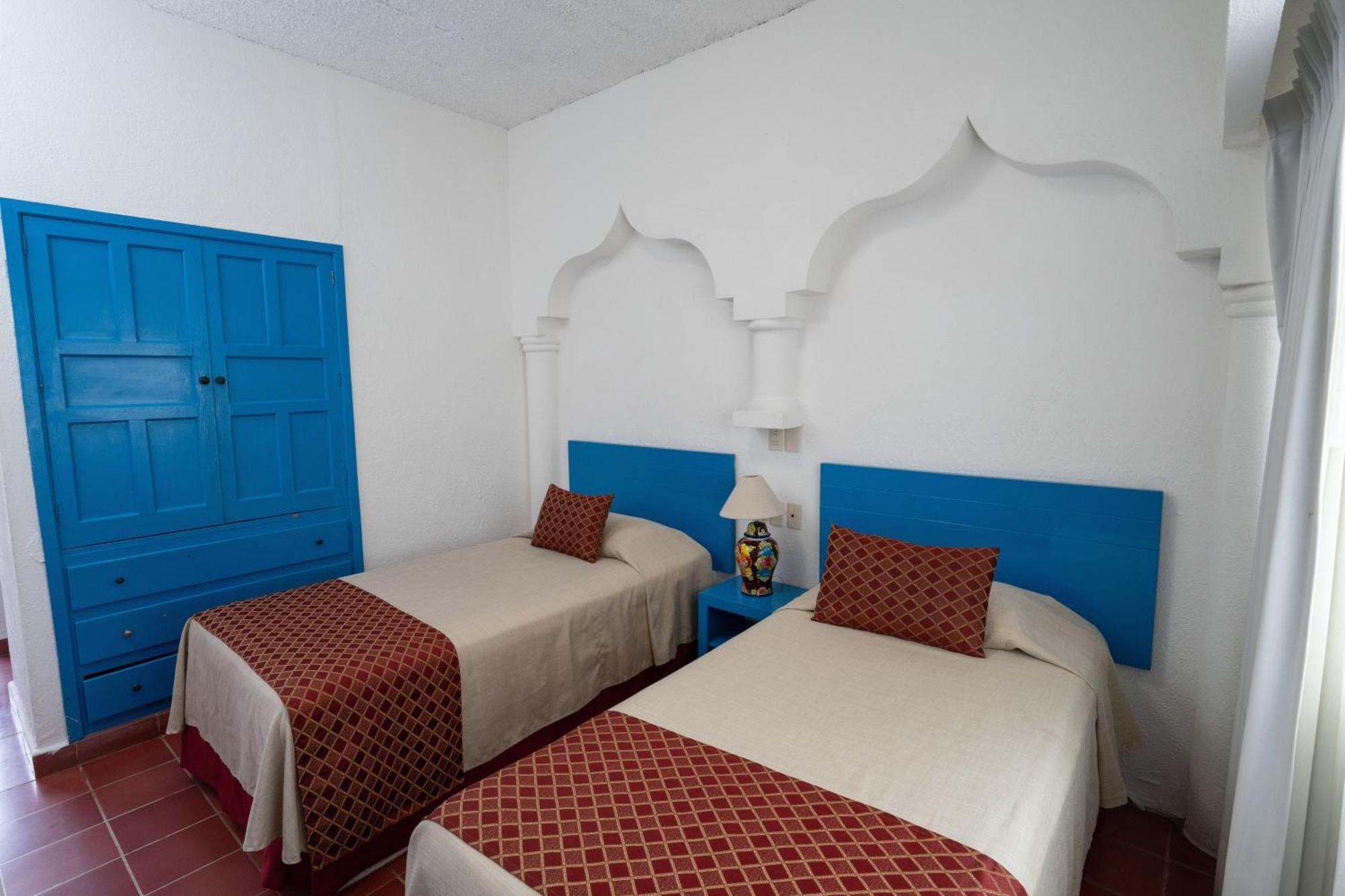 Hotel Encino Malecon Centro Puerto Vallarta Room photo
