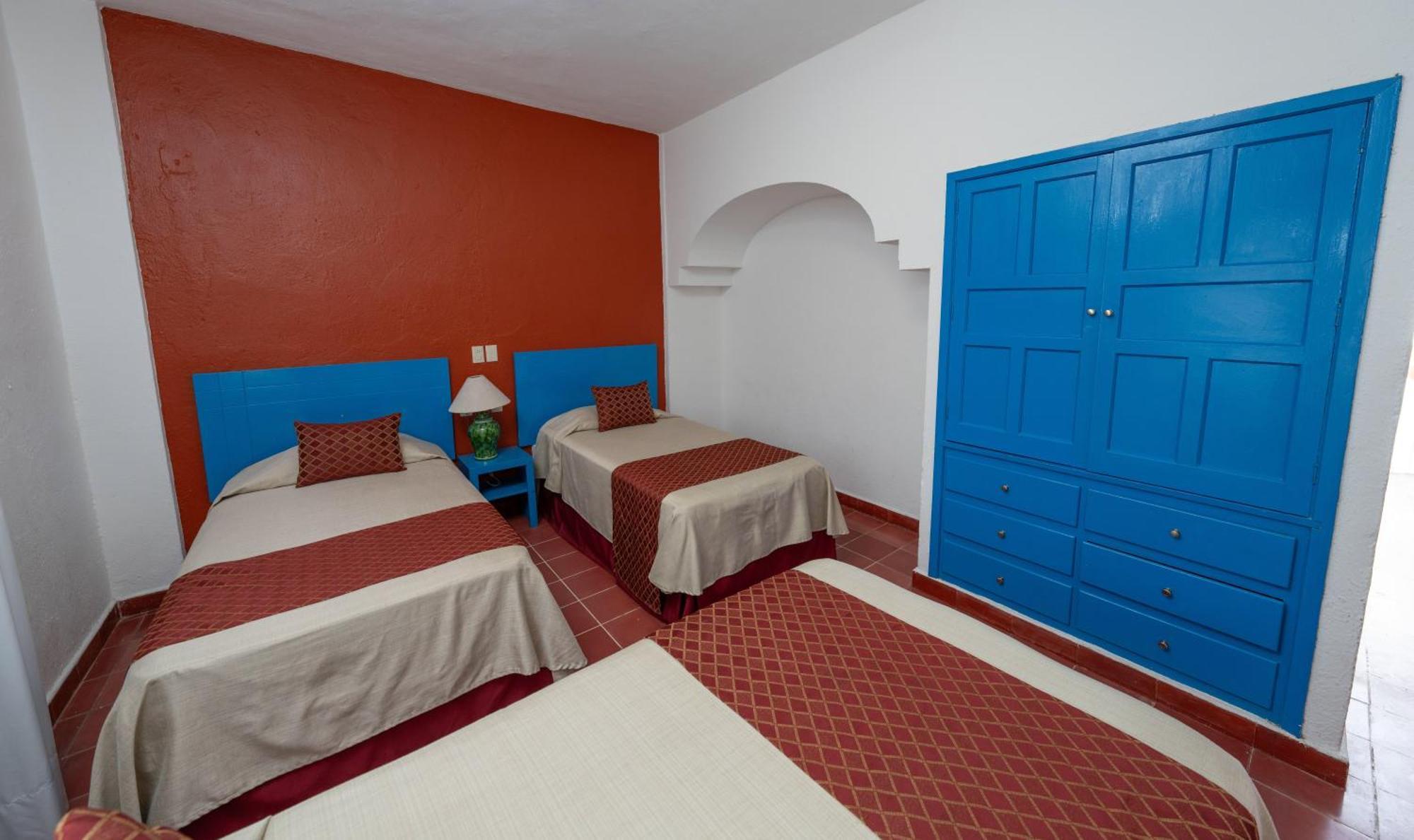 Hotel Encino Malecon Centro Puerto Vallarta Room photo