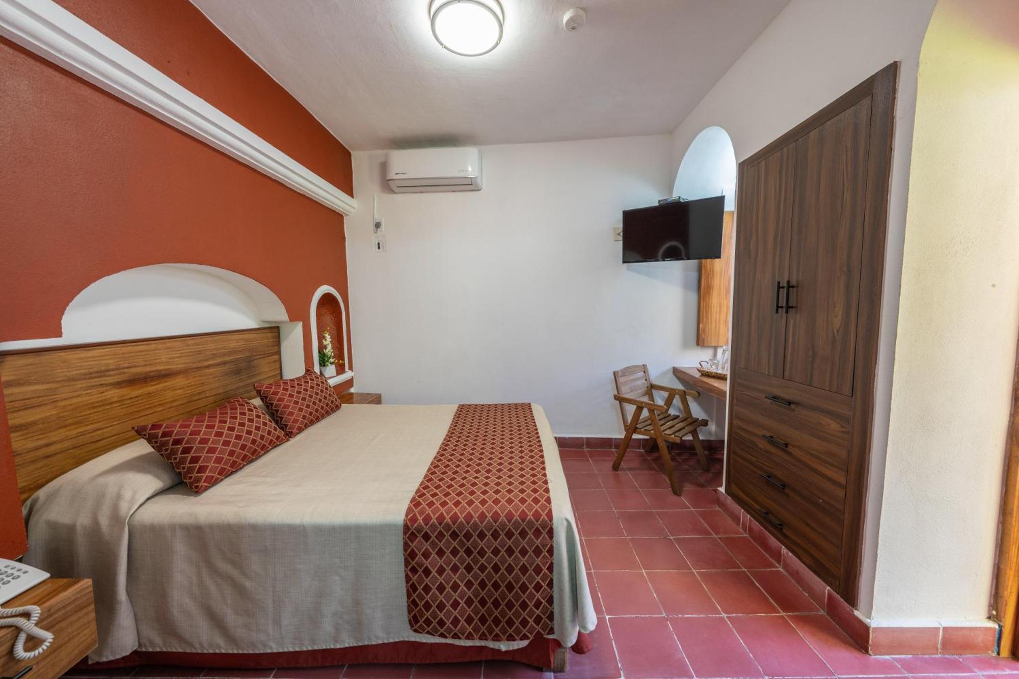 Hotel Encino Malecon Centro Puerto Vallarta Room photo